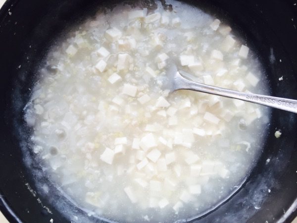 白萝卜豆腐瘦肉粥步骤10
