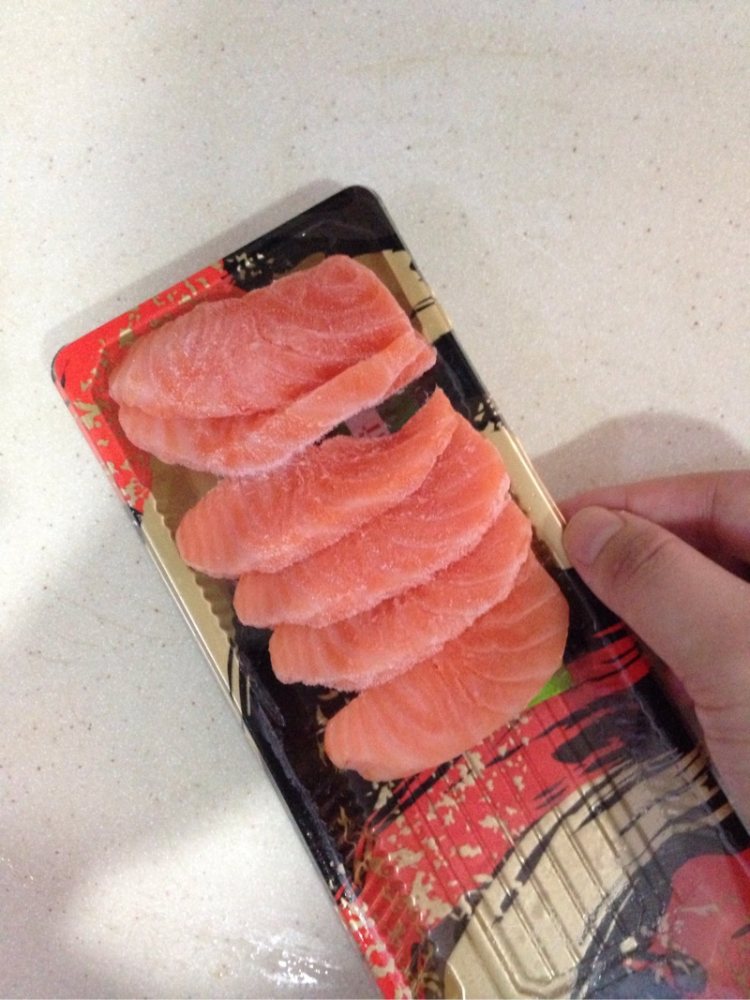三文鱼蔬菜粥步骤1