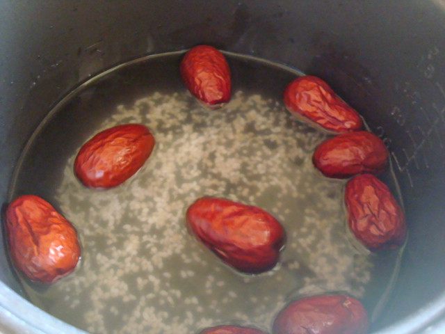 红枣三米粥步骤4