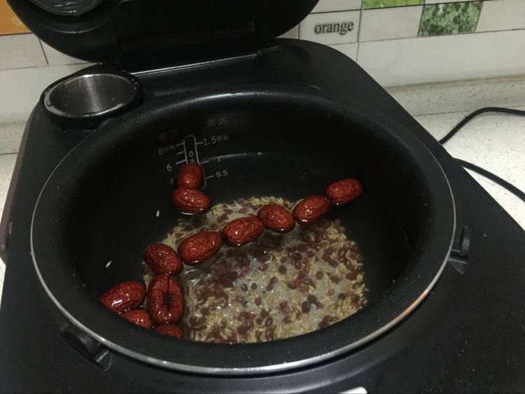 蓝莓杂粮粥步骤3