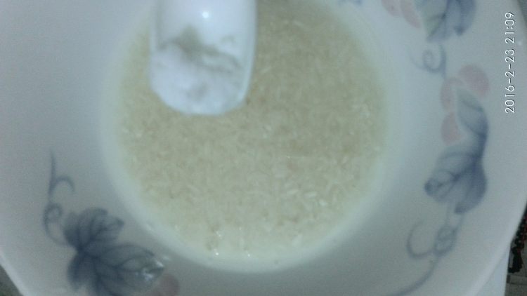 生滚猪腰粥步骤1