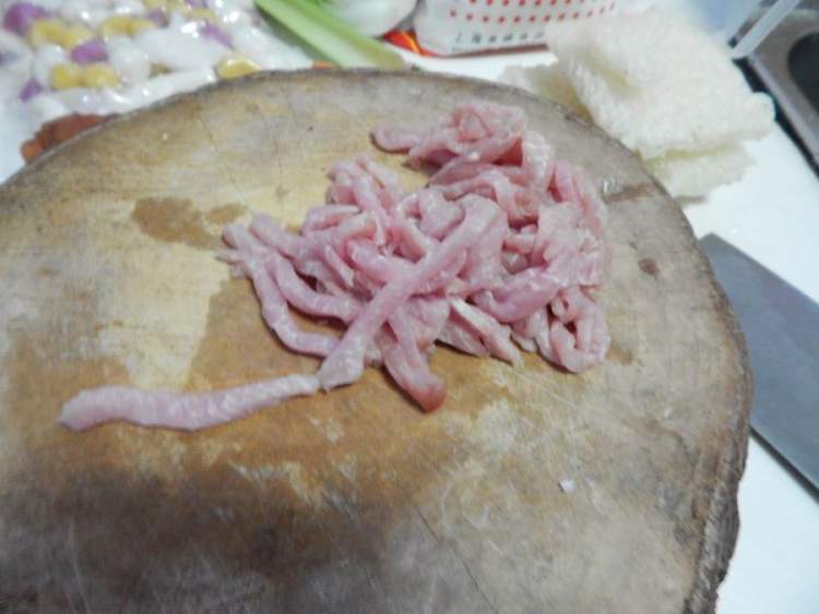 青菜肉丝粉粉步骤2