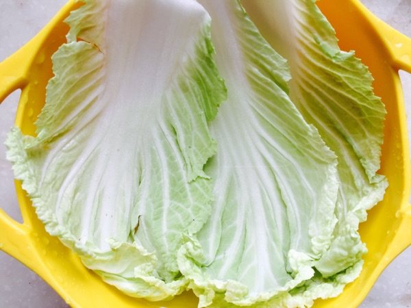 白菜牛肉小米粥步骤2