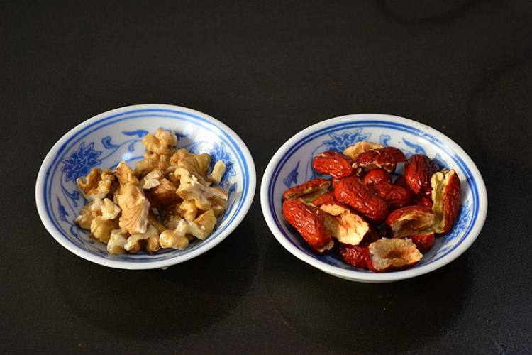 核桃红枣南瓜糯米粥步骤4