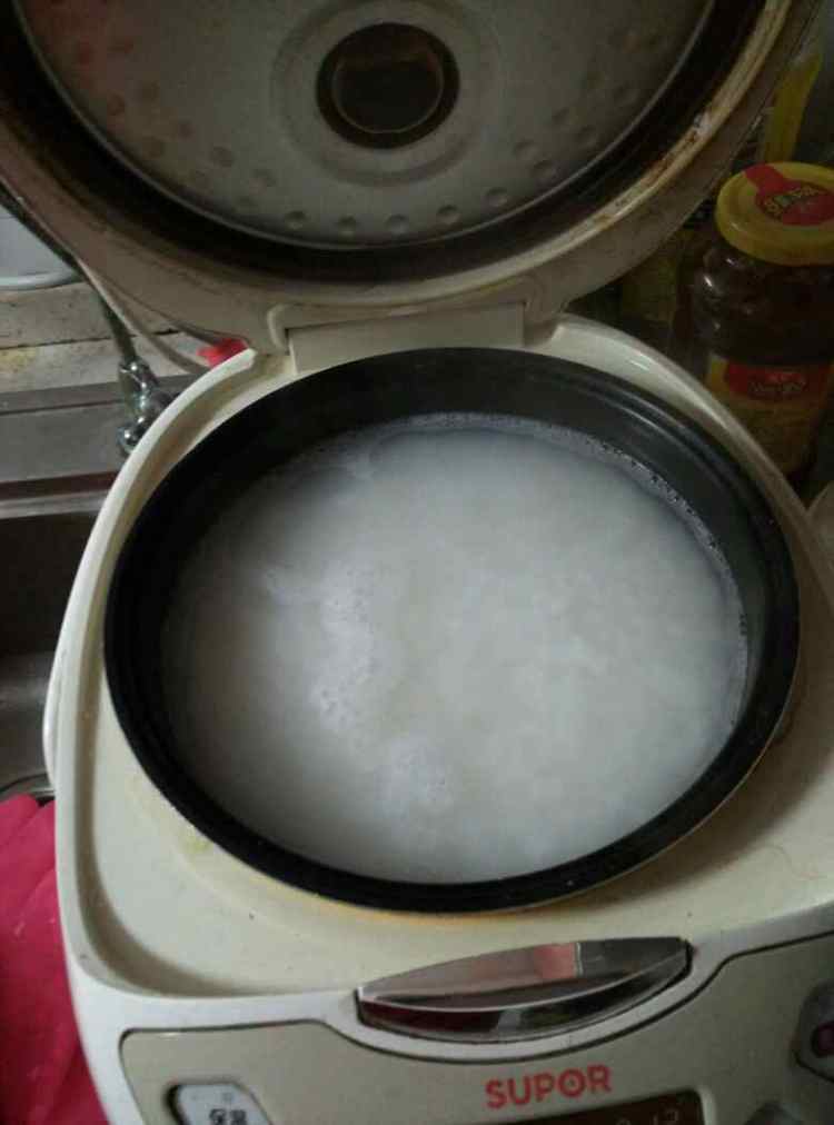 菠菜银鱼牛肉粥步骤4
