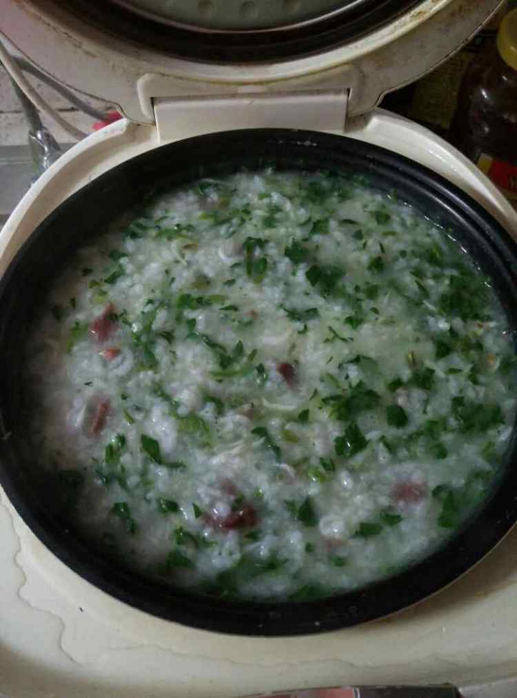菠菜银鱼牛肉粥步骤8