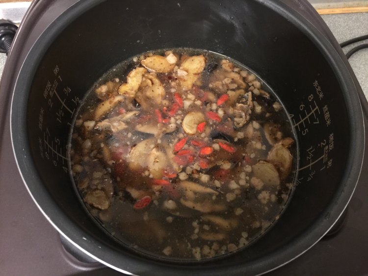 麻油香菇肉粥步骤12