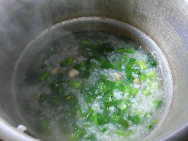 油菜蕻鲍鱼大米粥步骤13