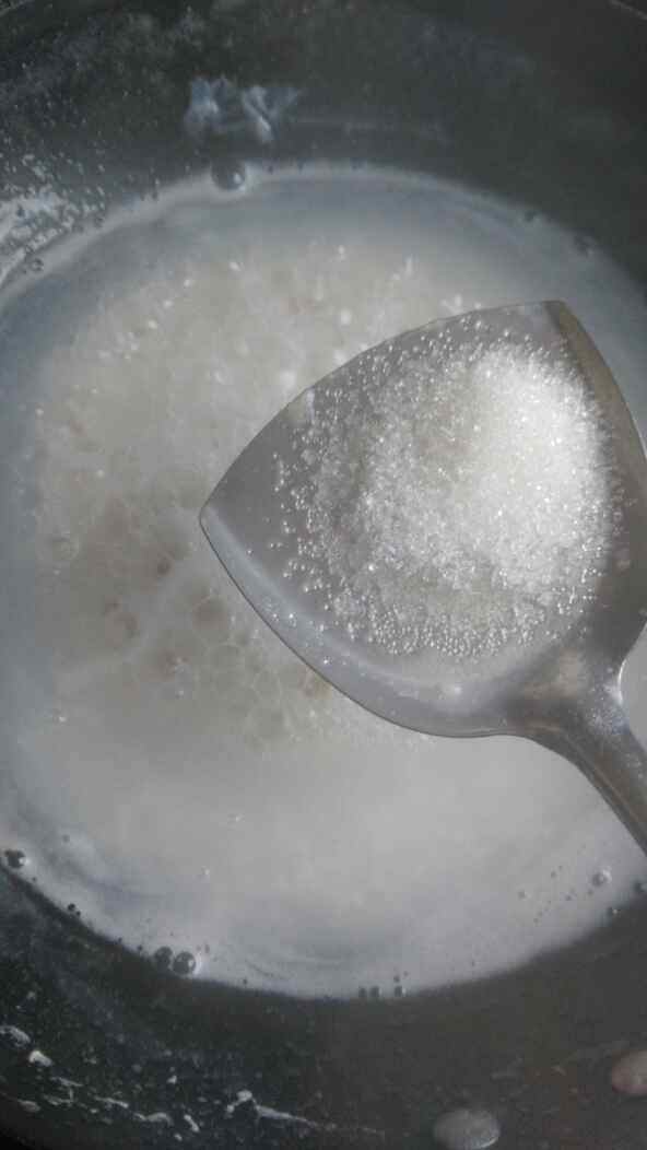 牛奶葡萄干米粥步骤5