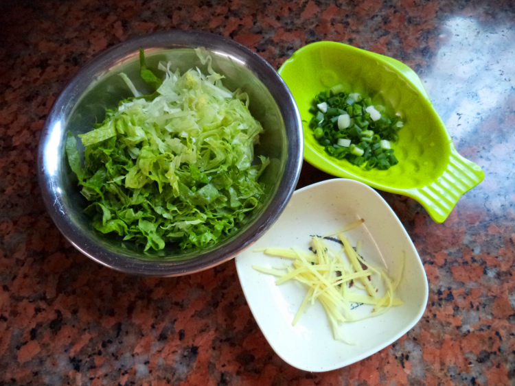 生菜丝烧骨粥步骤5