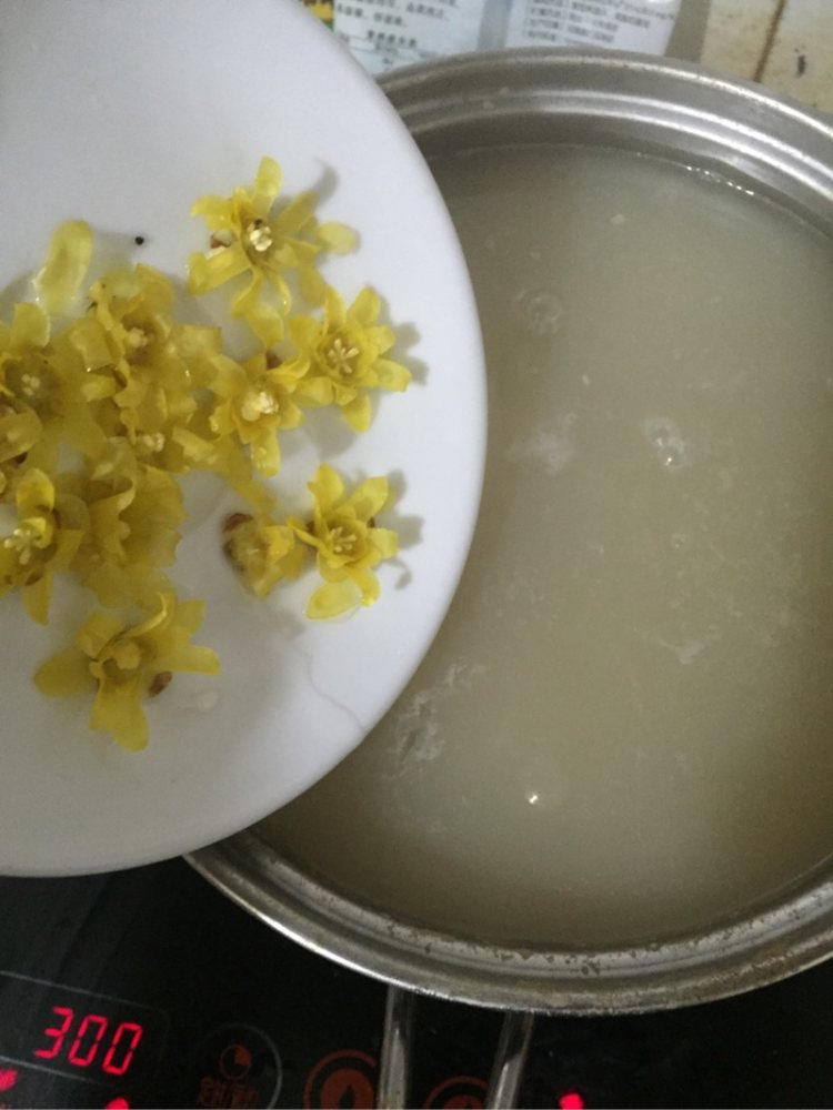 梅花莲子燕麦粥步骤9