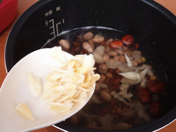 压力锅煲养生粥步骤6