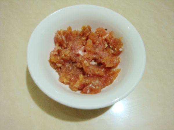 白参菌瘦肉粥步骤3