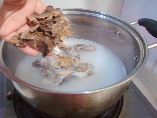 白参菌瘦肉粥步骤5