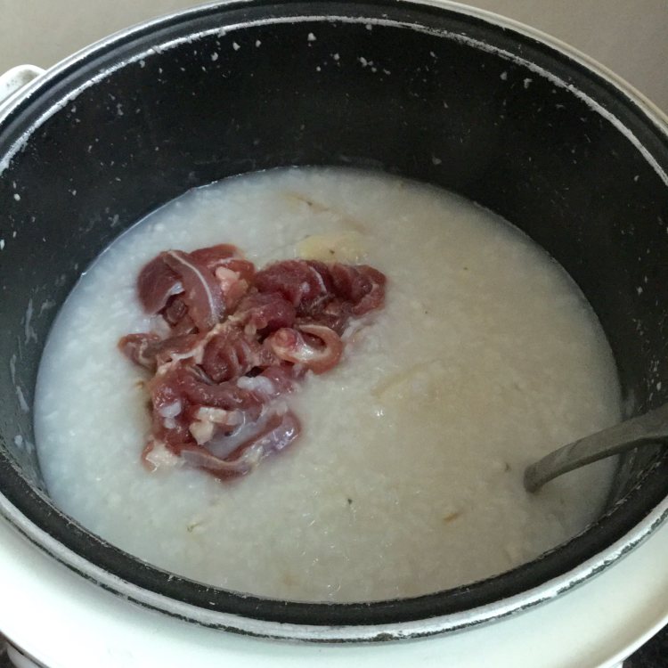 真姬菇瘦肉粥步骤7
