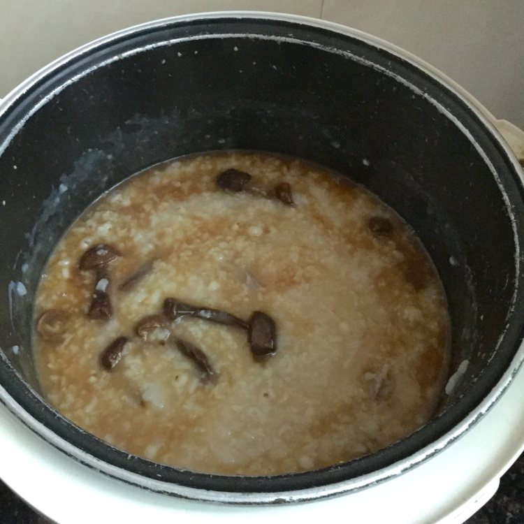 真姬菇瘦肉粥步骤8