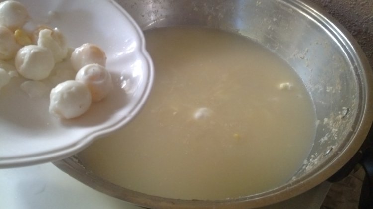 山药鹌鹑蛋小米粥步骤8