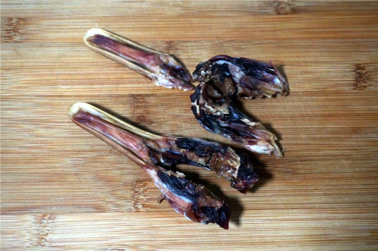 焖烧腊鸭头稀饭步骤3
