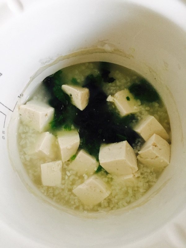 豆腐菠菜粥步骤6