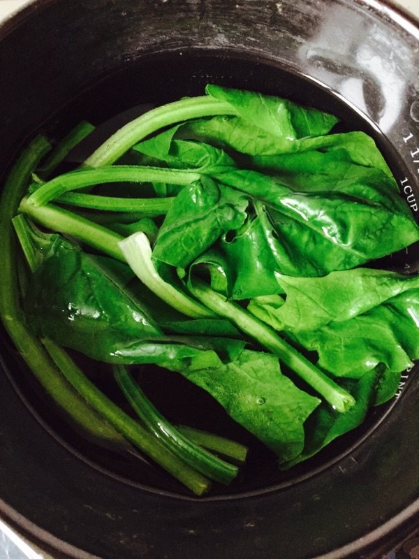 豆腐菠菜粥步骤3