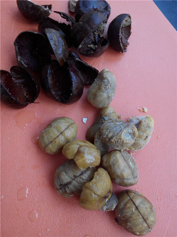 栗子大枣燕麦粥步骤1
