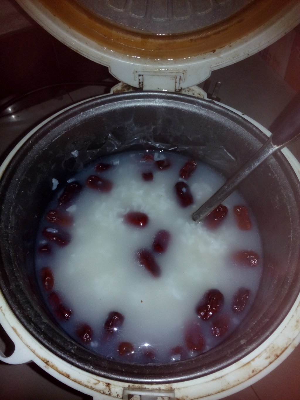 红糖红枣粥步骤4
