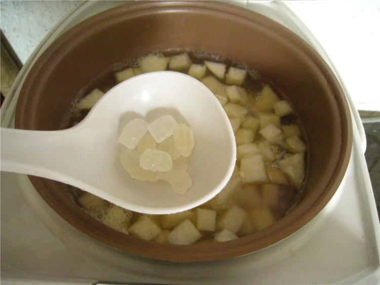 薏米雪梨小米粥步骤8