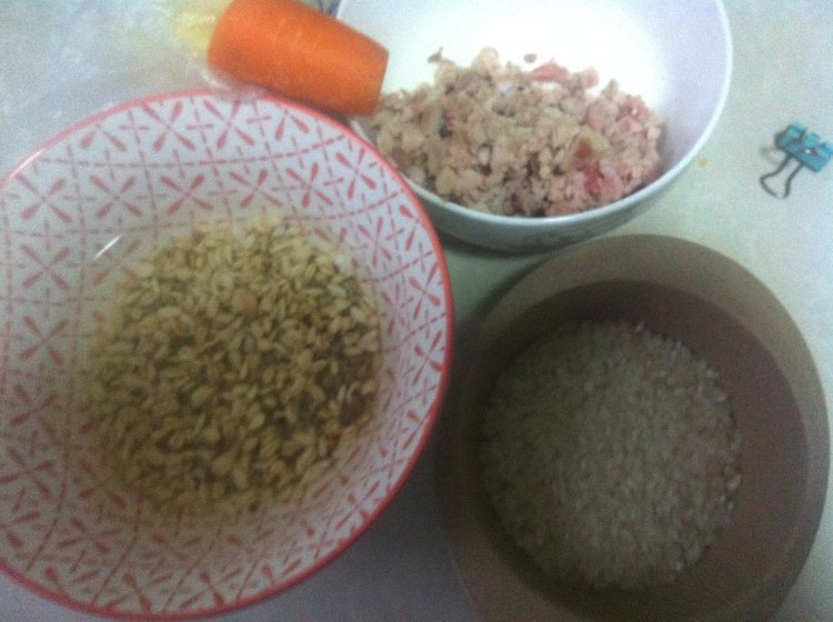 土荞麦瘦肉粥步骤1
