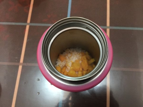 玉米碴番薯粥步骤2