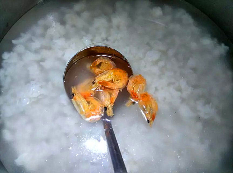虾干肉丸粥步骤3