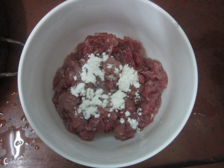 香菇肉末蔬菜粥步骤3