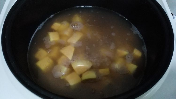红薯红豆粥步骤5