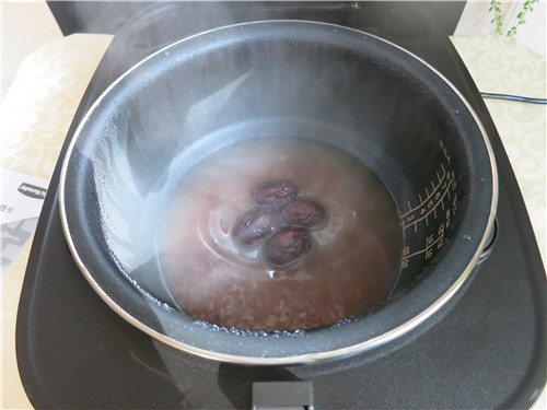 鹰嘴豆红枣粥步骤8