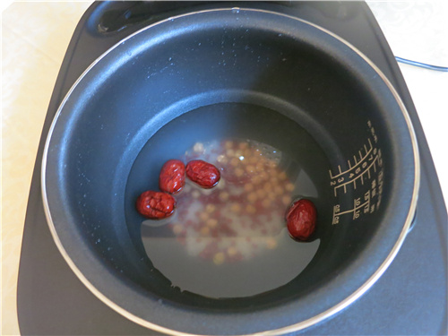 鹰嘴豆红枣粥步骤5