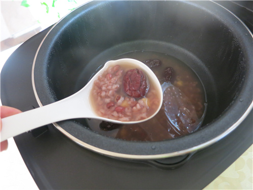 鹰嘴豆红枣粥步骤9