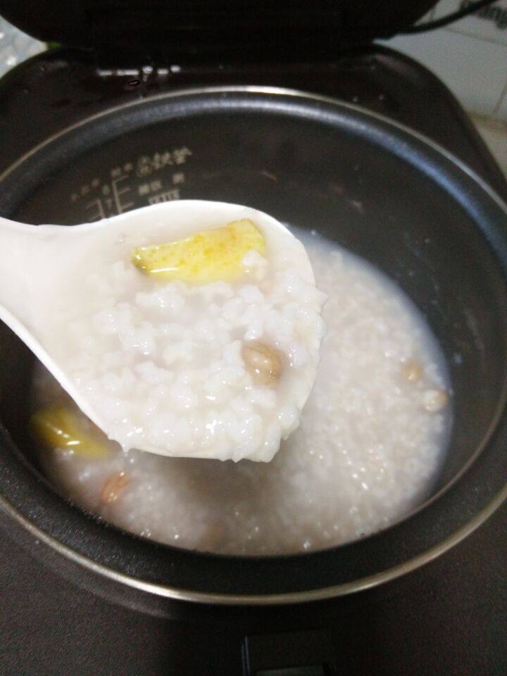 地瓜花生粥步骤5