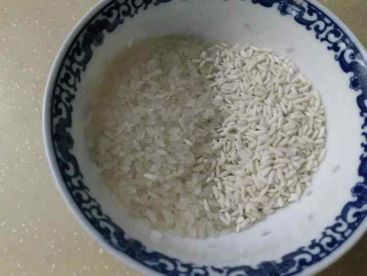 桑椹红枣粥步骤1