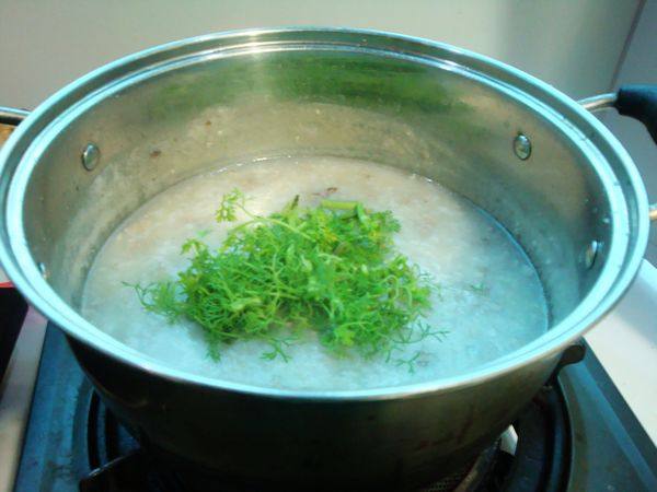 瘦肉山药粥步骤7