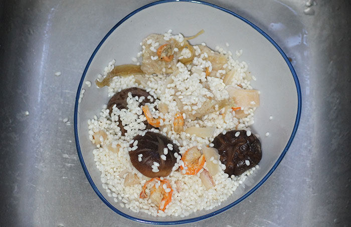一品海鲜粥步骤3