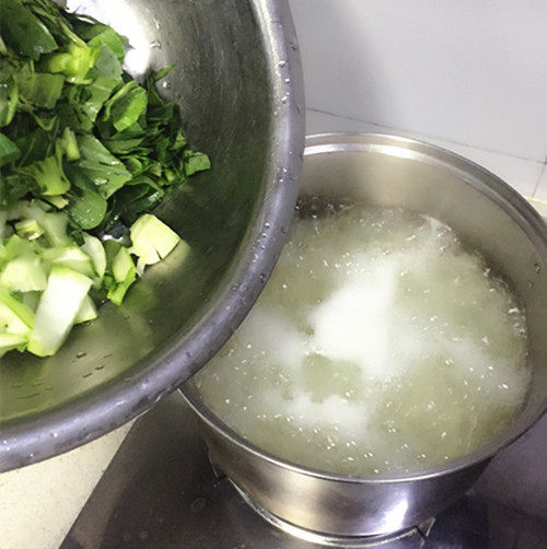 红薯菜粥步骤4