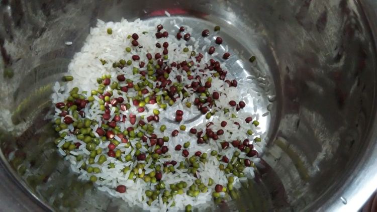 大米双豆粥步骤1