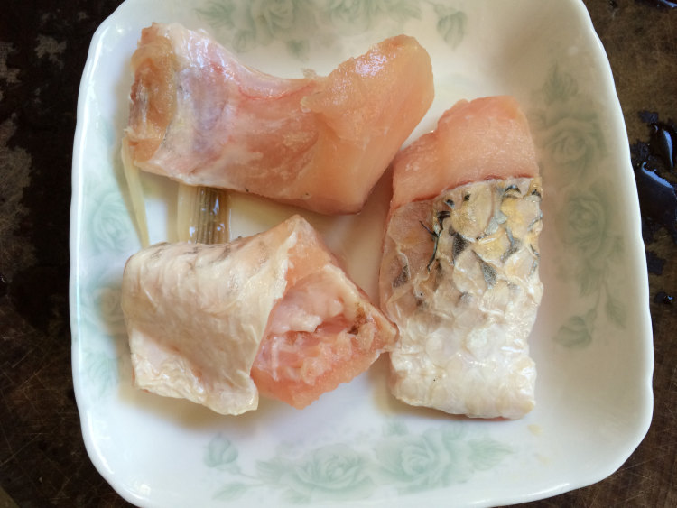 花生鱼蓉粥步骤3