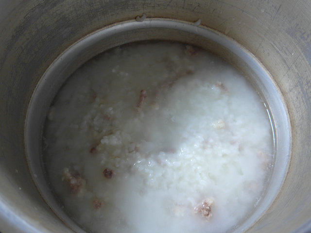 猪肉末茼蒿大米粥步骤5