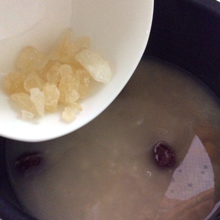 枣栗黑小米粥步骤5
