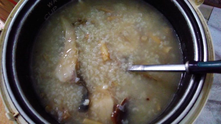 茶树菇草鱼粥步骤7