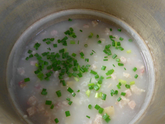 咸肉香芋大米粥步骤10