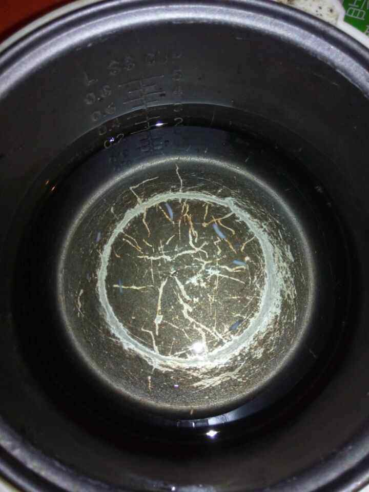 燕麦红枣玉米粥步骤1