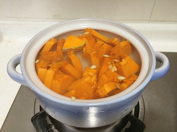 南瓜糯米粥步骤3