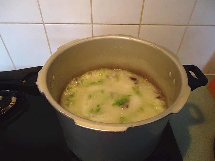 生菜猪红粥步骤10