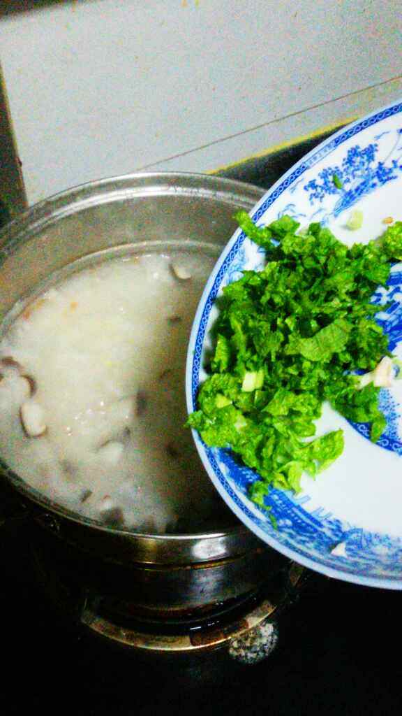 香菇虾仁粥步骤6